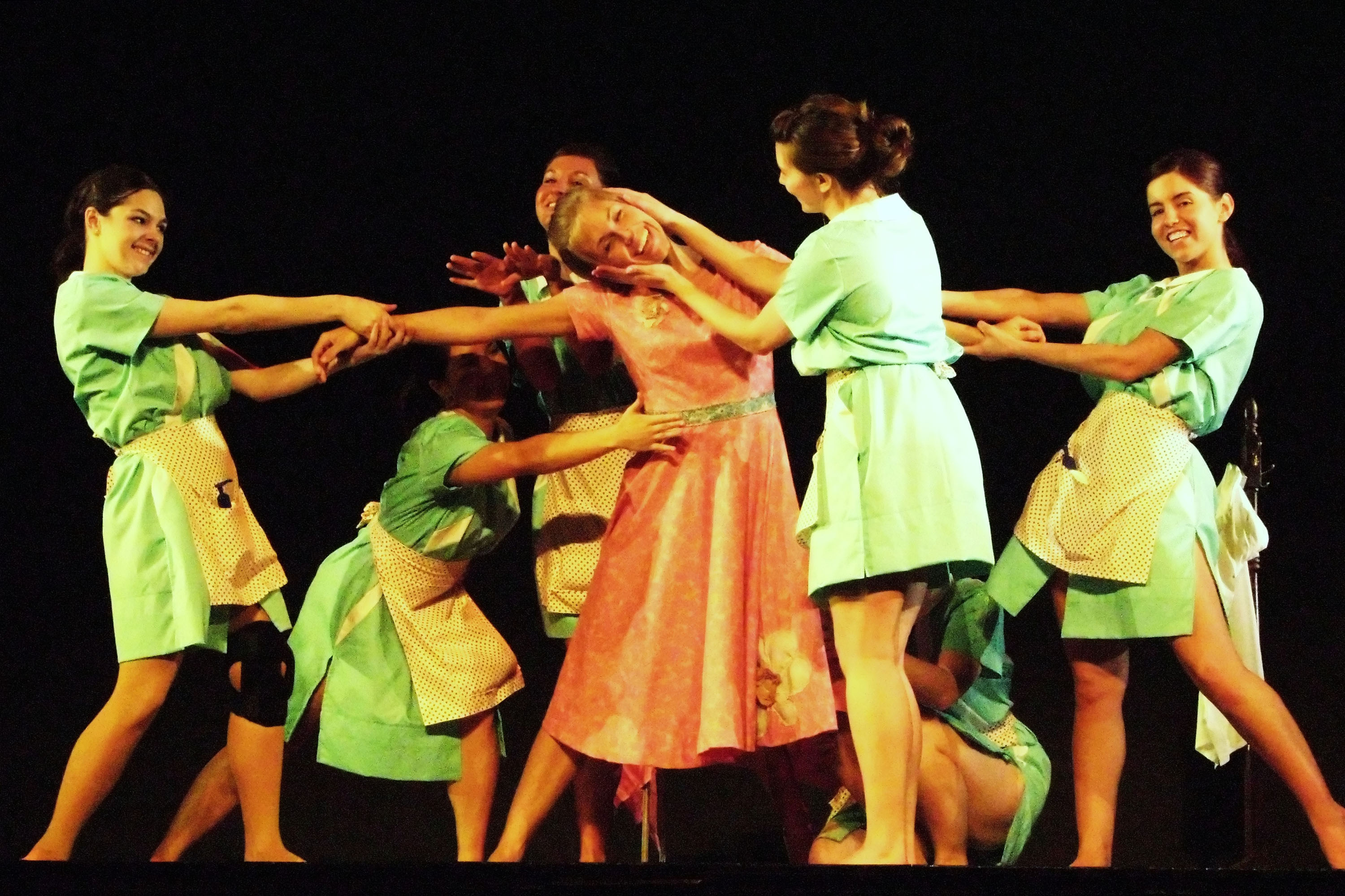 Dancers in the performance of "Beauty Operator"